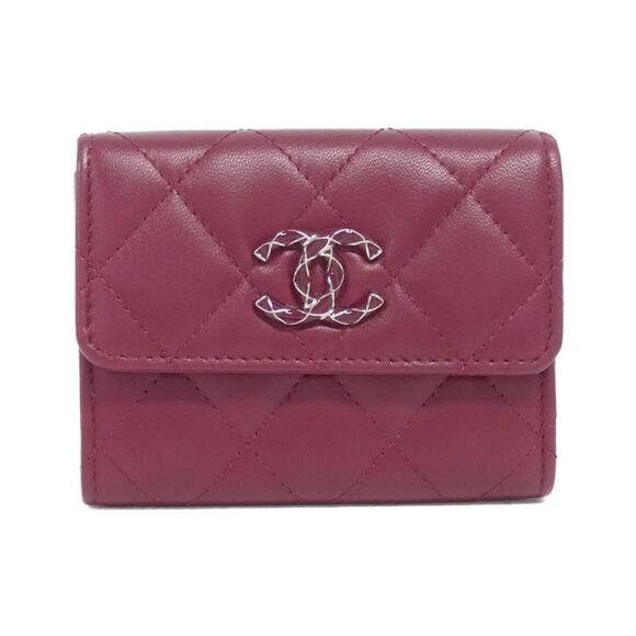 CHANEL Red Wallet - Picture 1 of 4